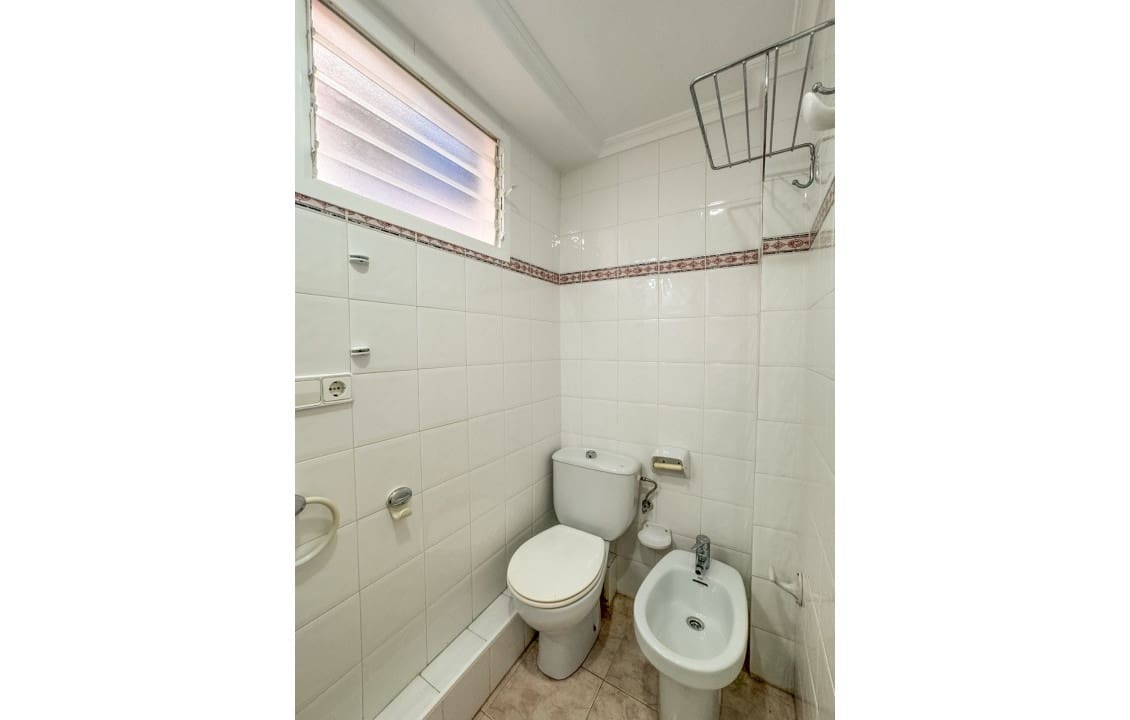 3 slaapkamer Appartement voor vakantieverhuur in Santa Pola - € 700 (Ref: 8566123)