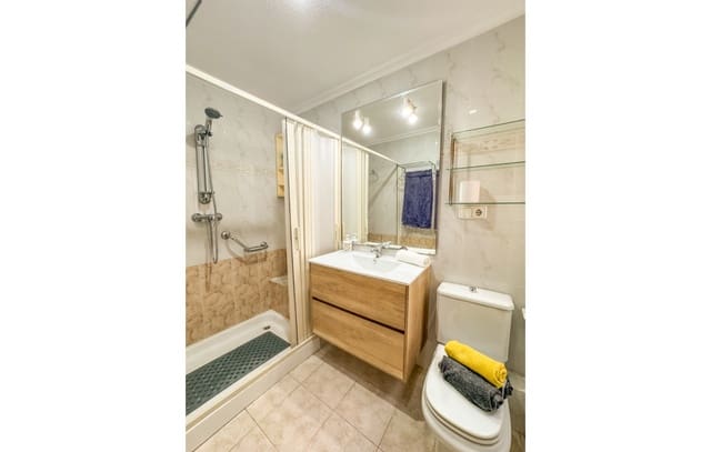 3 slaapkamer Appartement voor vakantieverhuur in Playa Levante, Santa Pola - € 700 (Ref: 8566123)