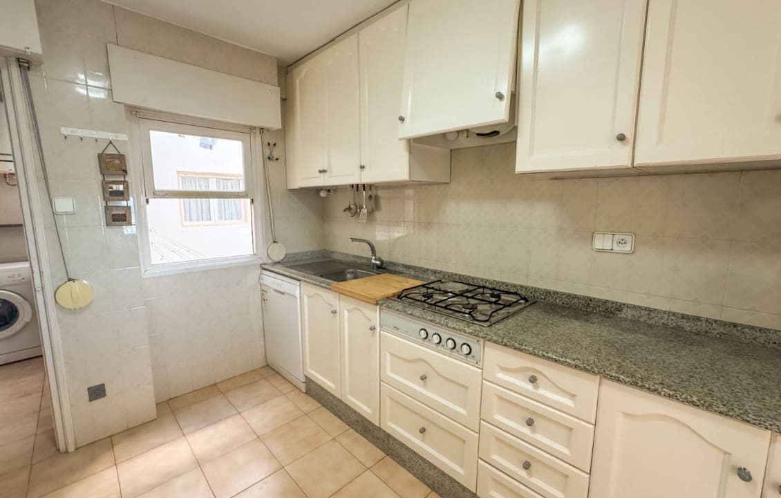 3 slaapkamer Appartement voor vakantieverhuur in Santa Pola - € 700 (Ref: 8566123)