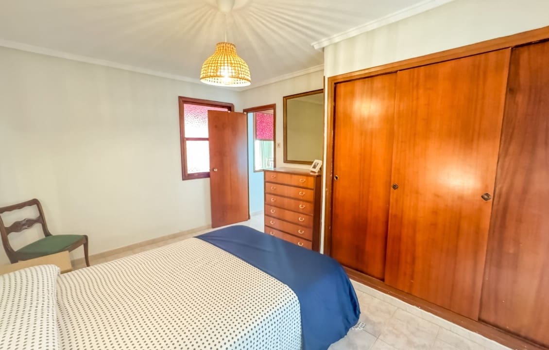 3 slaapkamer Appartement voor vakantieverhuur in Santa Pola - € 700 (Ref: 8566123)