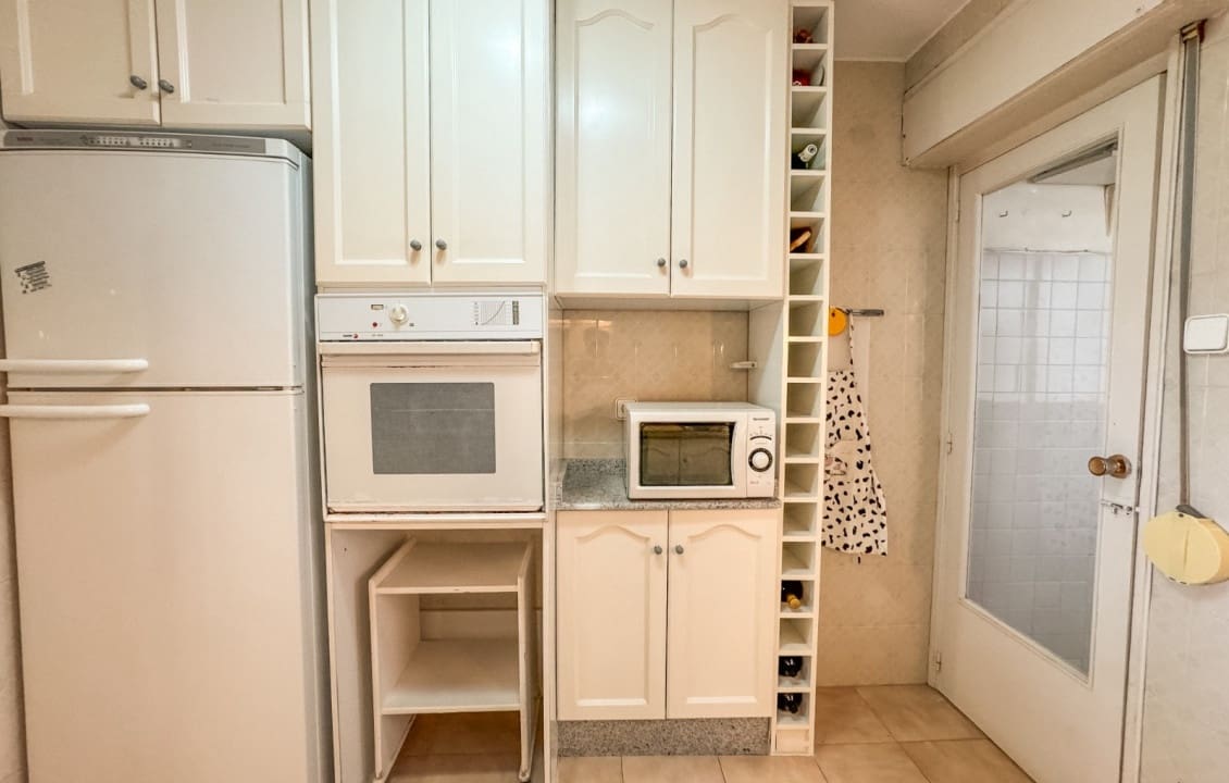 3 slaapkamer Appartement voor vakantieverhuur in Santa Pola - € 700 (Ref: 8566123)