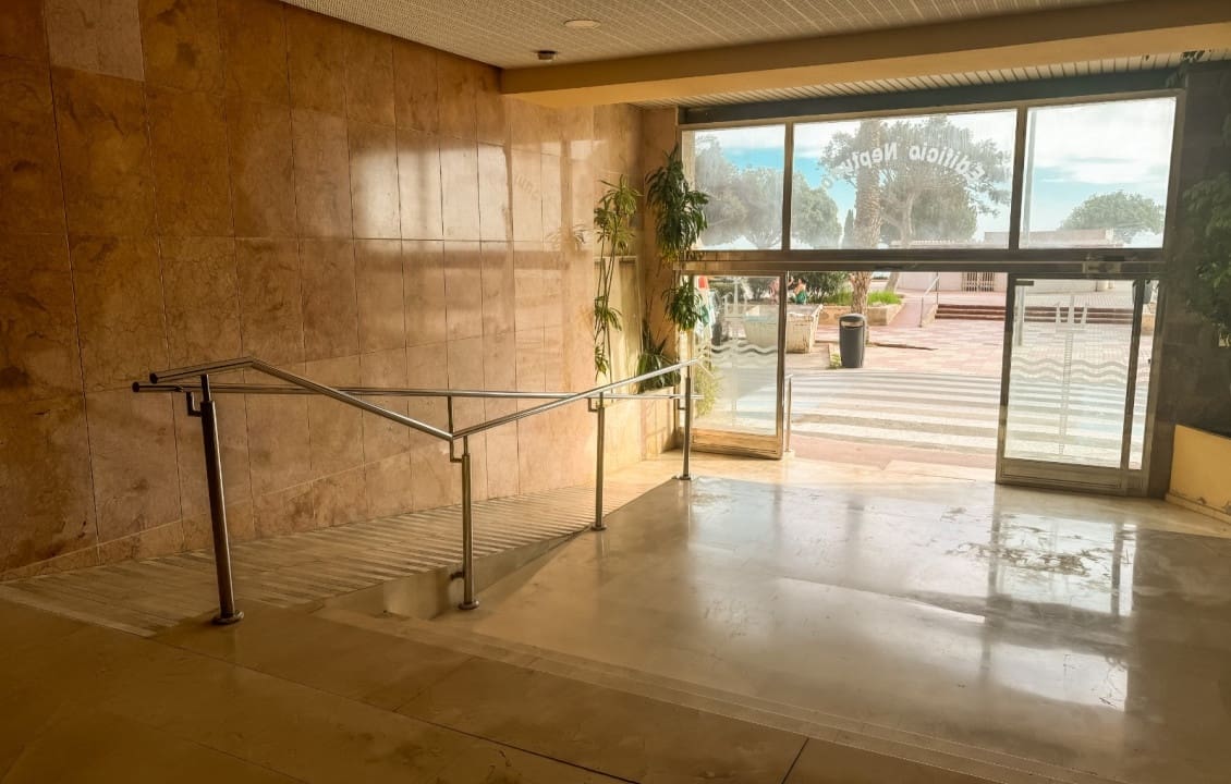 3 slaapkamer Appartement voor vakantieverhuur in Santa Pola - € 700 (Ref: 8566123)