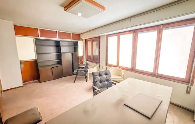 4 camera da letto Ufficio in vendita in Centro, Elche / Elx - 120.000 € (Rif: 8708272)