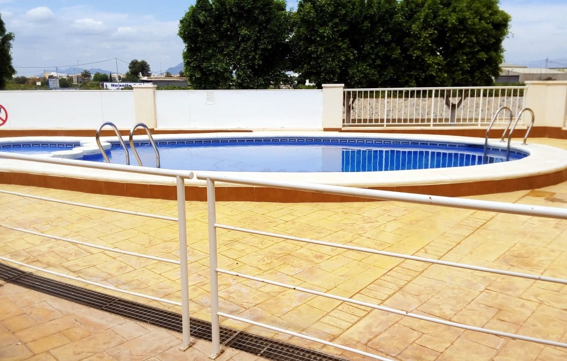 Casa de 2 habitaciones en Rojales en venta con piscina - 150.000 € (Ref: 8758606)
