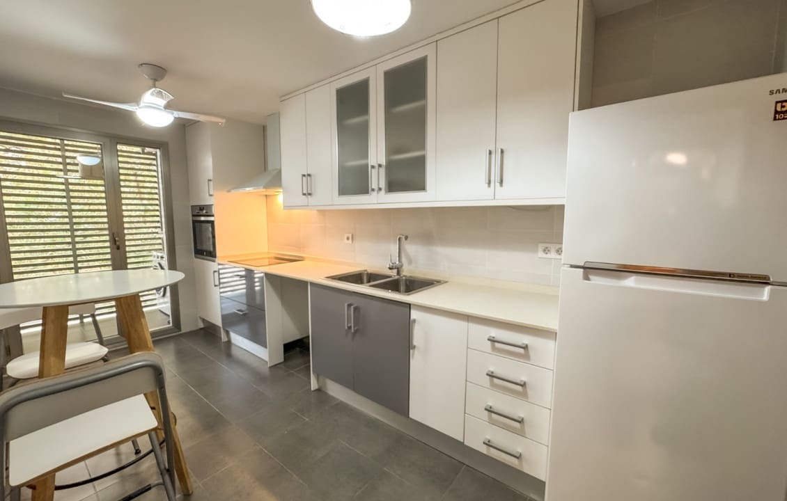 2 soveværelse Lejlighed til leje i Elche / Elx - € 775 (Ref: 8796111)