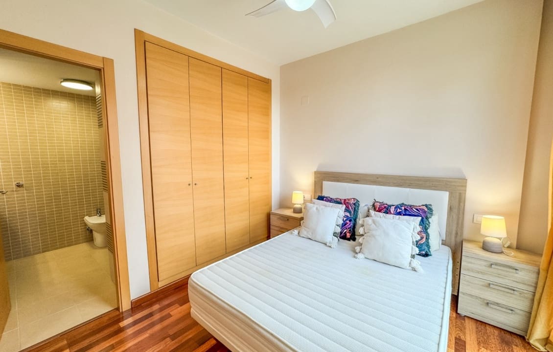 2 soveværelse Lejlighed til leje i Elche / Elx - € 775 (Ref: 8796111)