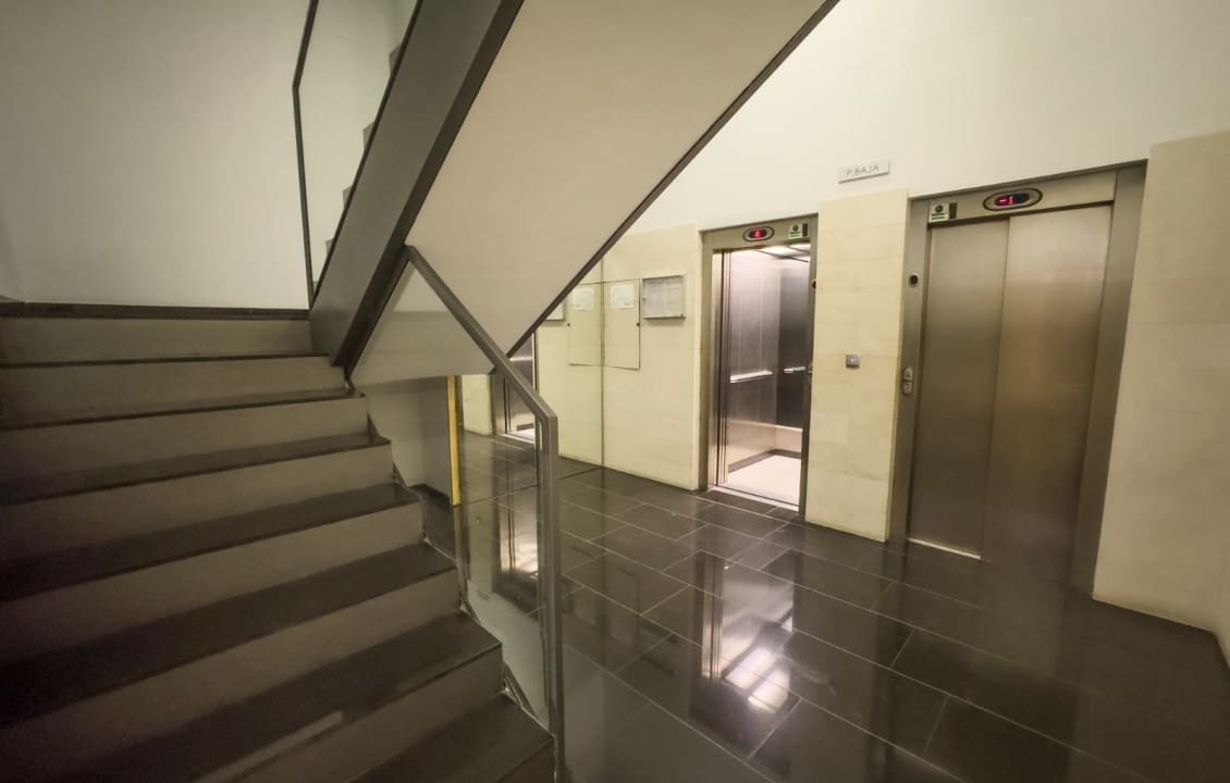 2 soveværelse Lejlighed til leje i Elche / Elx - € 775 (Ref: 8796111)