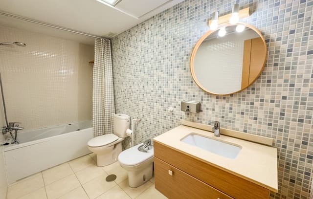 2 soveværelse Lejlighed til leje i Sector V, Elche / Elx - € 775 (Ref: 8796111)