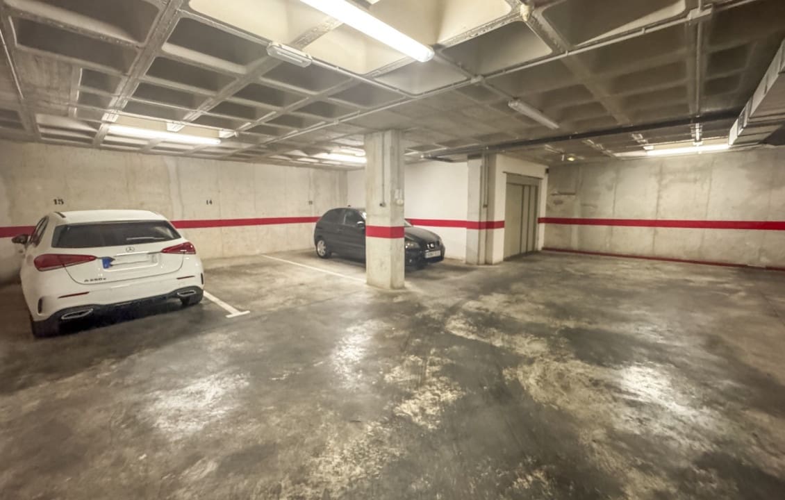 Garage til salg i Elche / Elx - € 10.000 (Ref: 8828899)