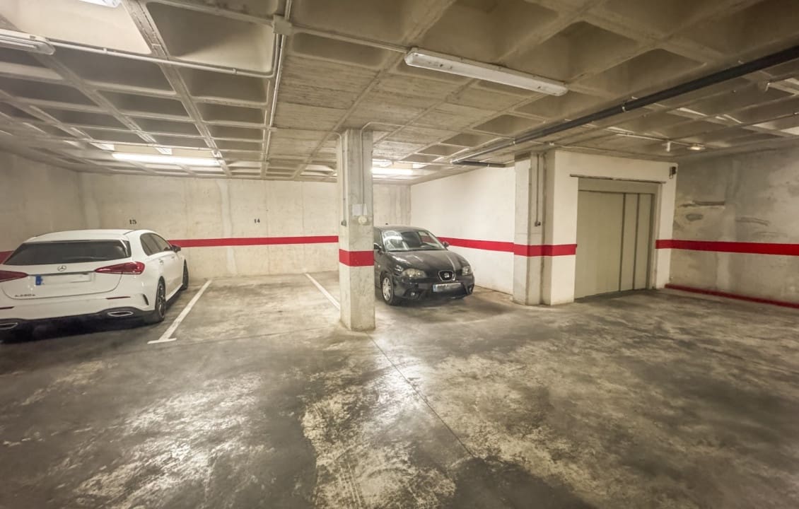 Garage til salg i Elche / Elx - € 10.000 (Ref: 8828899)