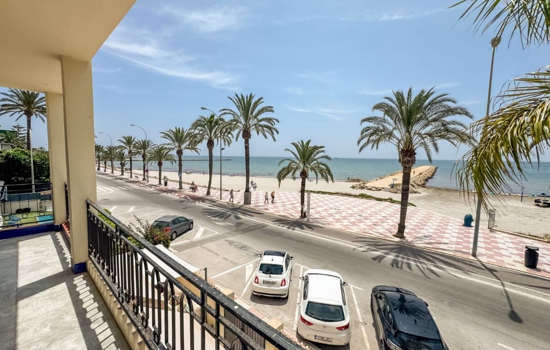 4 slaapkamer Appartement voor vakantieverhuur in Santa Pola met zwembad - € 2.000 (Ref: 9060164)