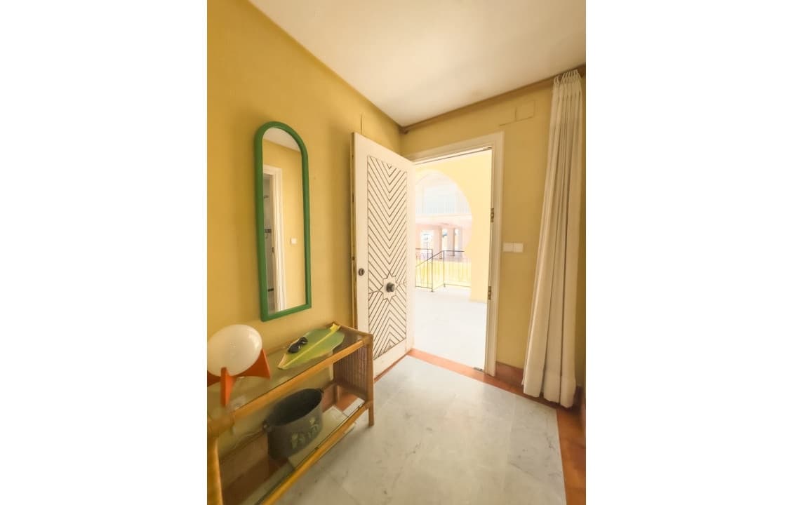 4 slaapkamer Appartement voor vakantieverhuur in Santa Pola met zwembad - € 2.000 (Ref: 9060164)