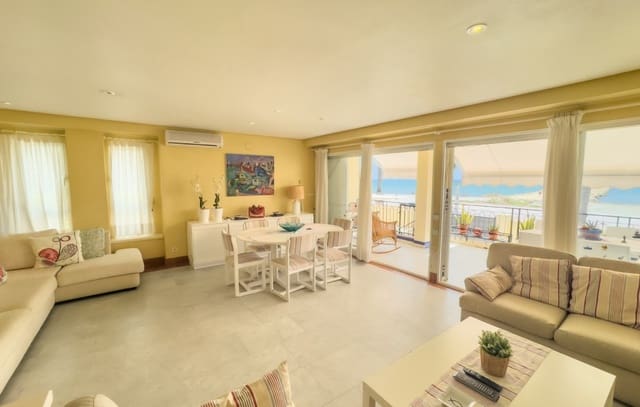 4 slaapkamer Appartement voor vakantieverhuur in Calas Santiago Bernabéu, Santa Pola met zwembad - € 2.000 (Ref: 9060164)