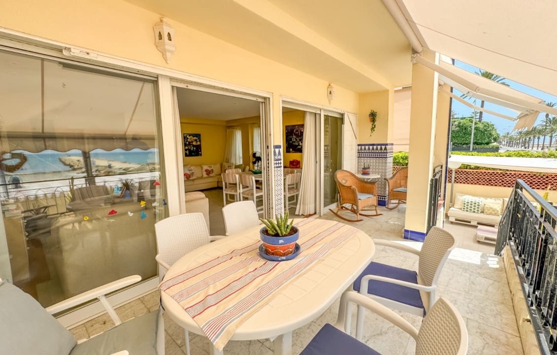 4 slaapkamer Appartement voor vakantieverhuur in Santa Pola met zwembad - € 2.000 (Ref: 9060164)