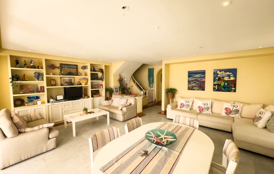 4 slaapkamer Appartement voor vakantieverhuur in Santa Pola met zwembad - € 2.000 (Ref: 9060164)