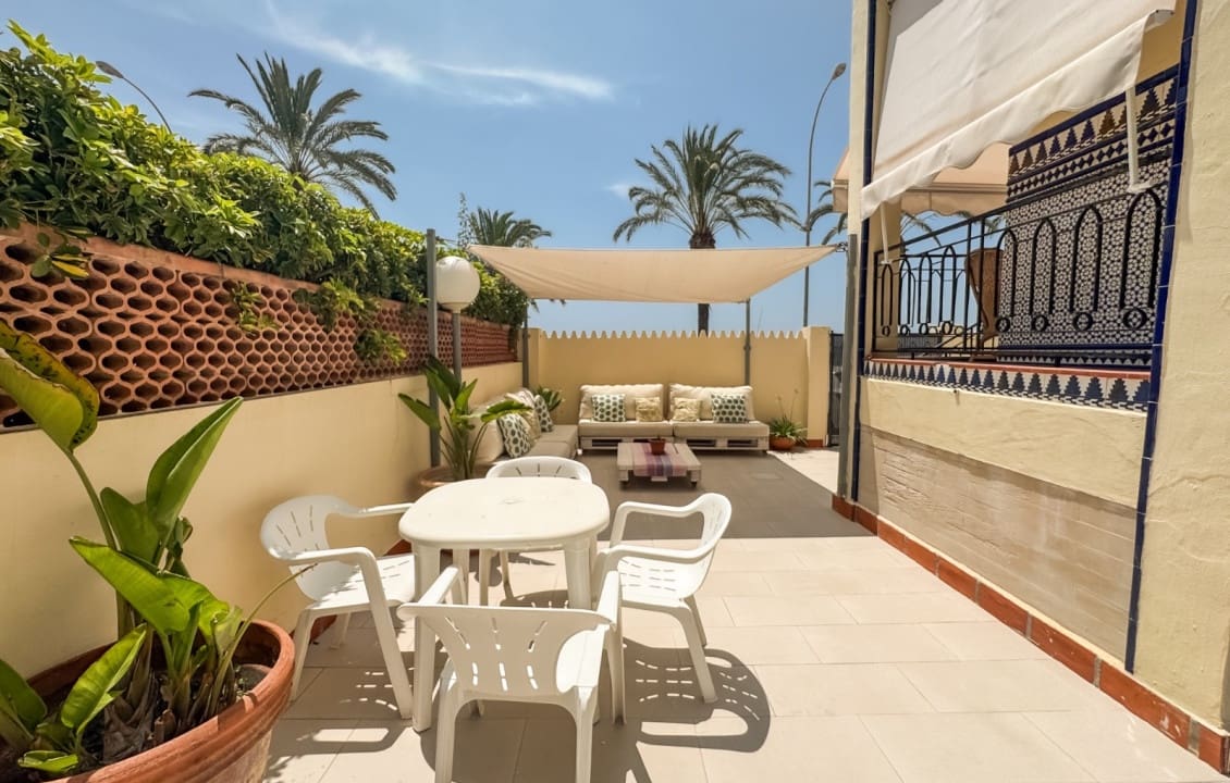 4 slaapkamer Appartement voor vakantieverhuur in Santa Pola met zwembad - € 2.000 (Ref: 9060164)