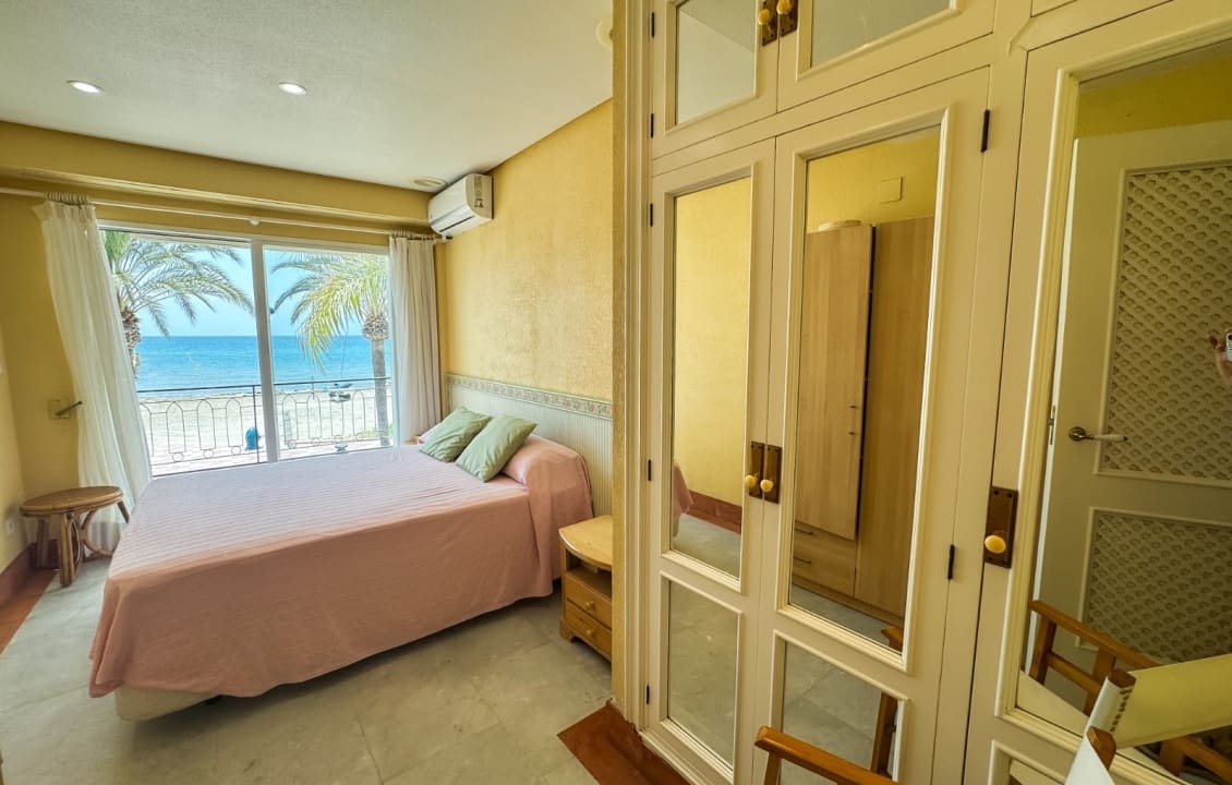 4 slaapkamer Appartement voor vakantieverhuur in Santa Pola met zwembad - € 2.000 (Ref: 9060164)