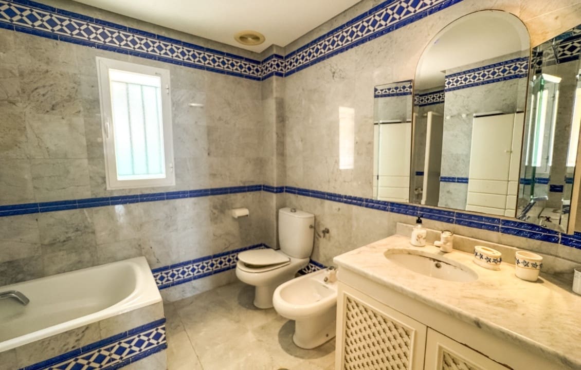 4 slaapkamer Appartement voor vakantieverhuur in Santa Pola met zwembad - € 2.000 (Ref: 9060164)