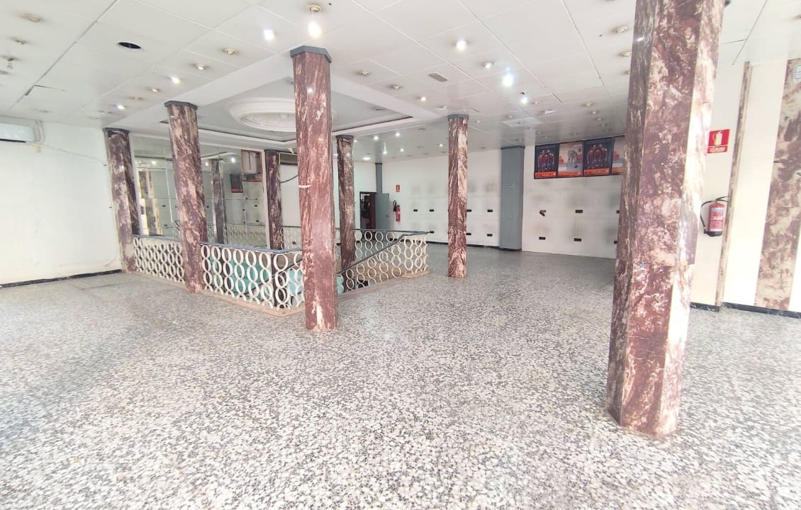 5 bedroom Commercial for rent in Elche / Elx - € 6,000 (Ref: 9088237)