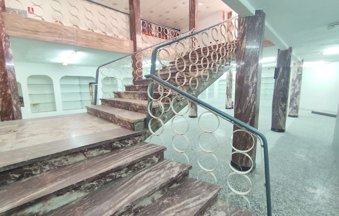 5 bedroom Commercial for rent in Elche / Elx - € 6,000 (Ref: 9088237)
