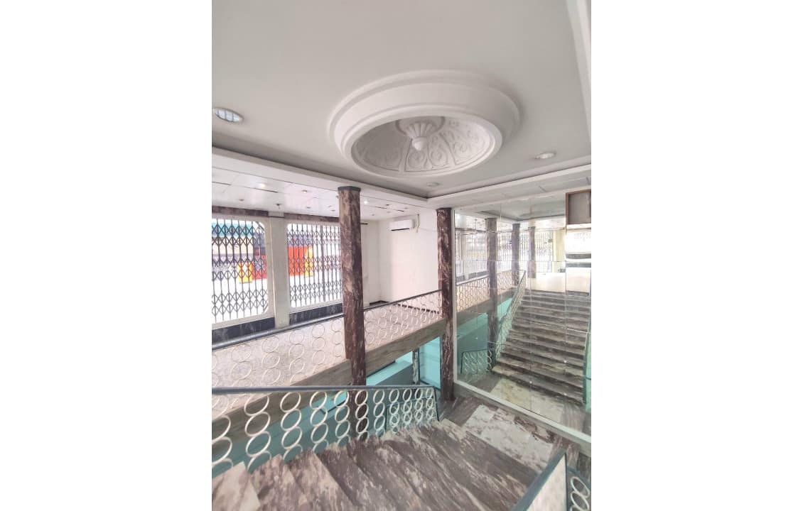 5 bedroom Commercial for rent in Elche / Elx - € 6,000 (Ref: 9088237)