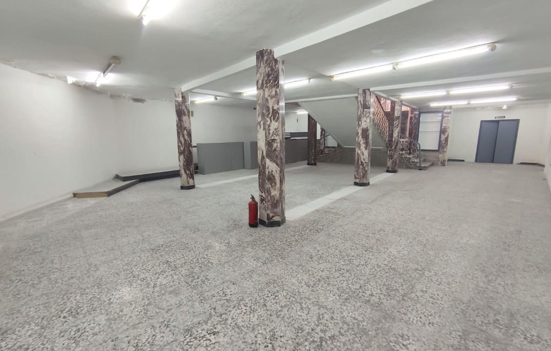 5 bedroom Commercial for rent in Elche / Elx - € 6,000 (Ref: 9088237)