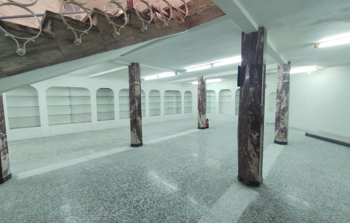 5 bedroom Commercial for rent in Elche / Elx - € 6,000 (Ref: 9088237)