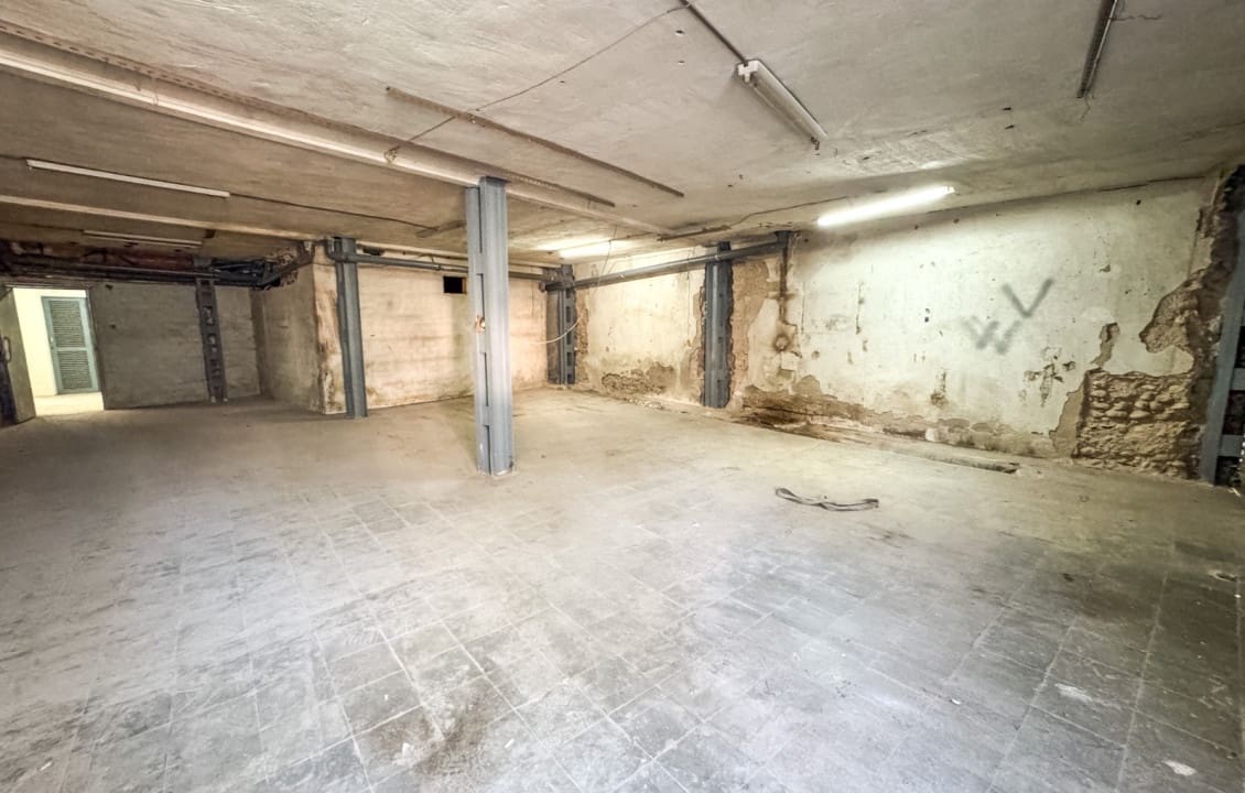 5 bedroom Commercial for rent in Elche / Elx - € 6,000 (Ref: 9088237)