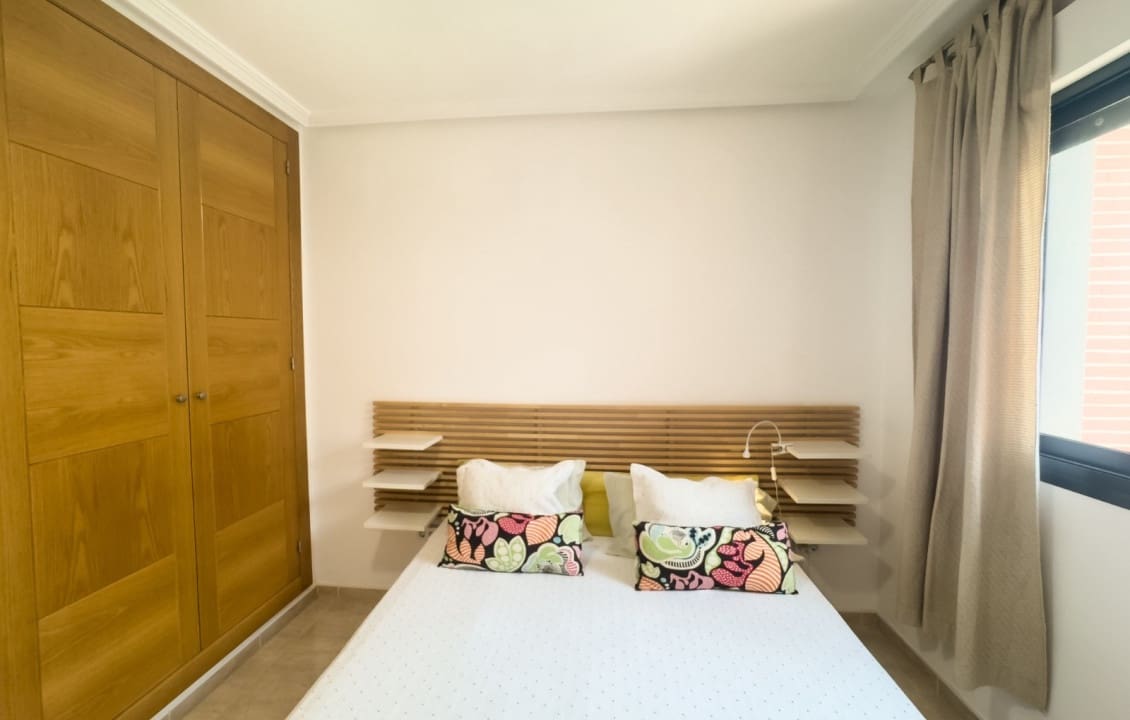   3 soveværelse   ferieLejlighed i Santa Pola   med   swimmingpool   - € 700 (Ref: 9170830)