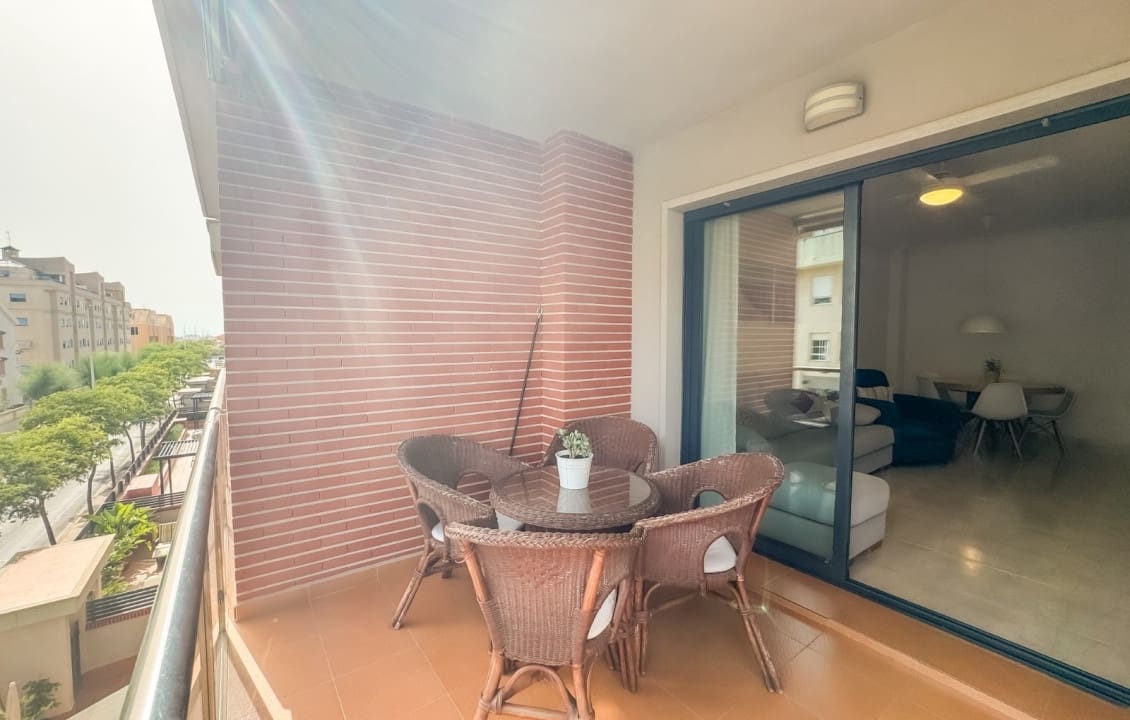   3 soveværelse   ferieLejlighed i Santa Pola   med   swimmingpool   - € 700 (Ref: 9170830)