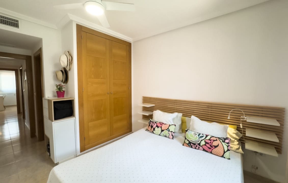  3 soveværelse   ferieLejlighed i Santa Pola   med   swimmingpool   - € 700 (Ref: 9170830)