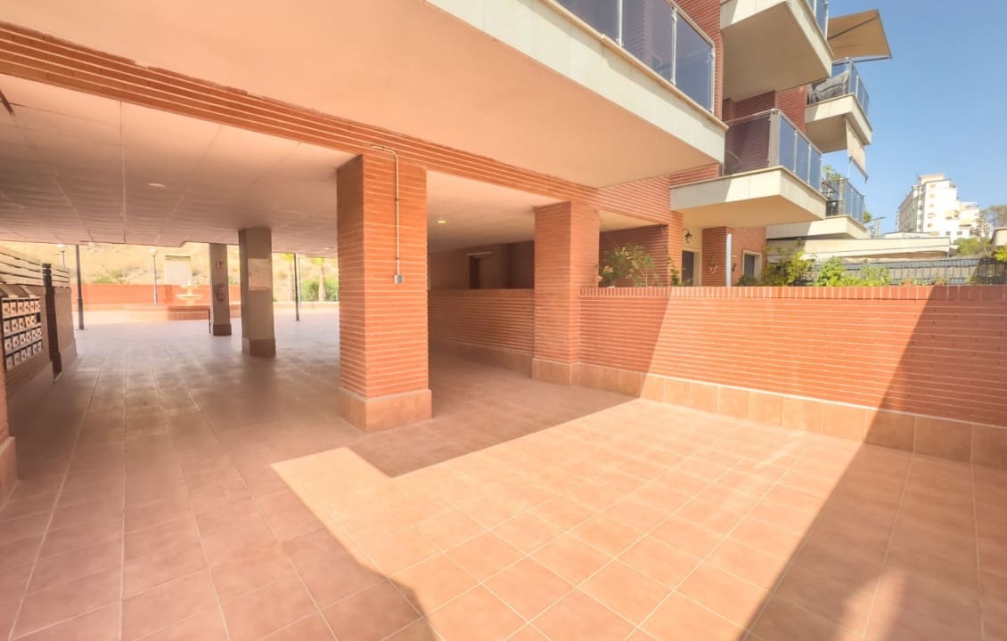   3 soveværelse   ferieLejlighed i Santa Pola   med   swimmingpool   - € 700 (Ref: 9170830)