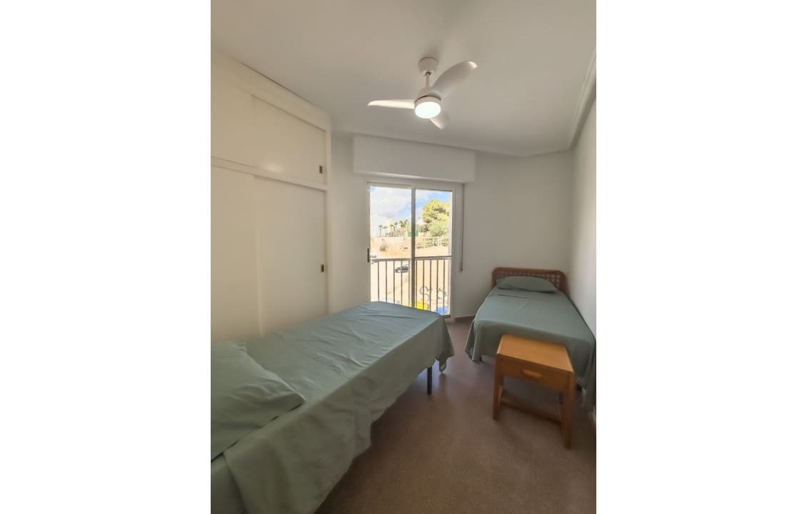 3 makuuhuone Huoneisto lomavuokrausta paikassa Santa Pola mukana uima-altaan - 750 € (Ref: 9289351)