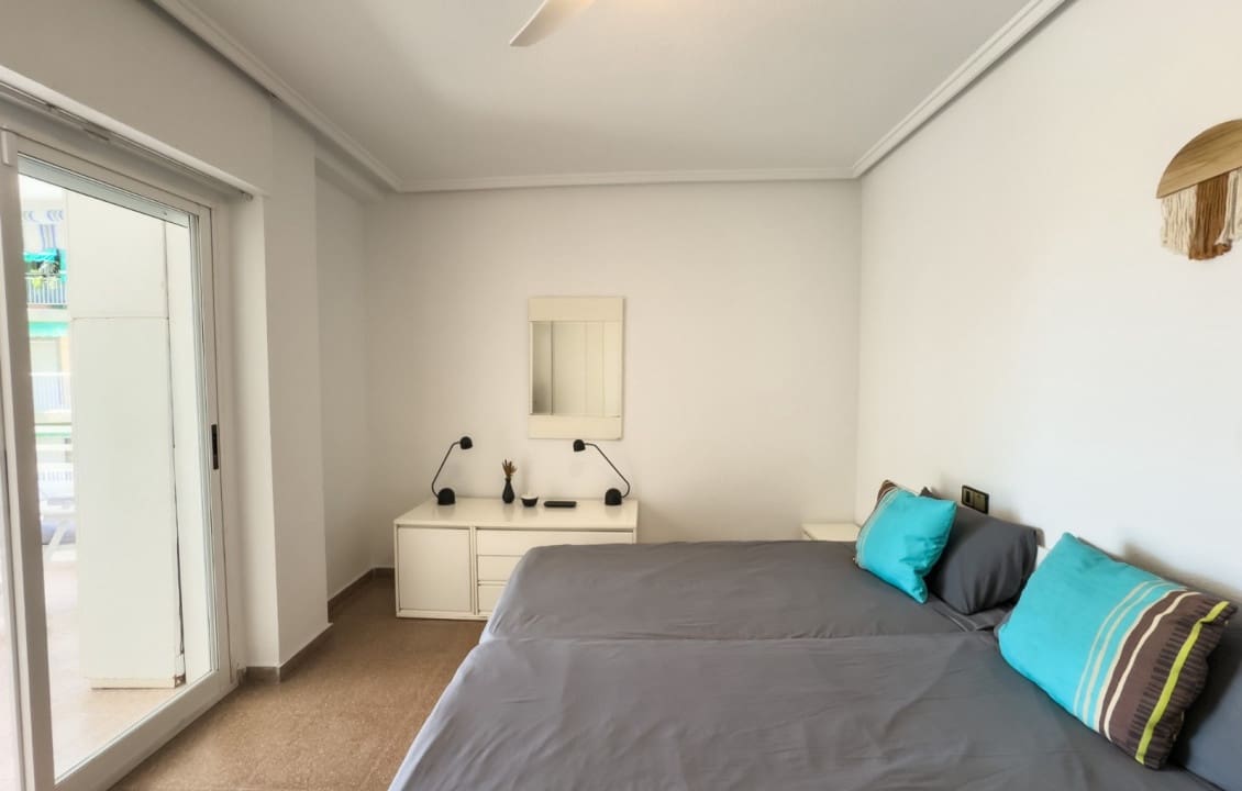 3 makuuhuone Huoneisto lomavuokrausta paikassa Santa Pola mukana uima-altaan - 750 € (Ref: 9289351)