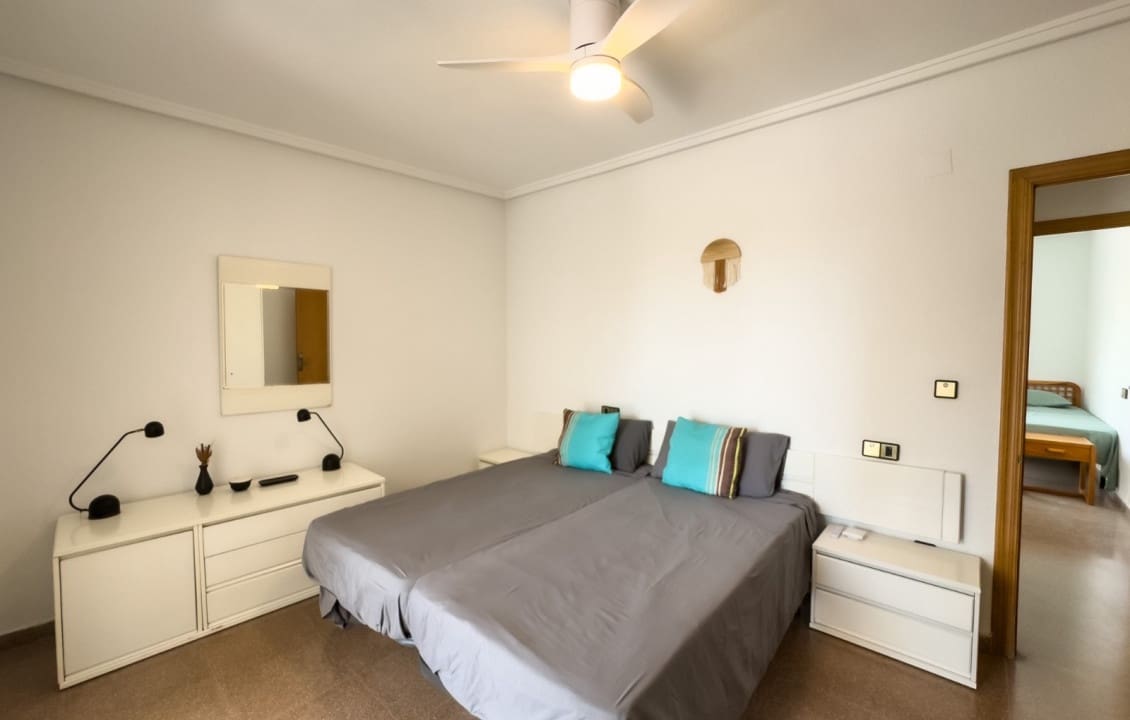 3 makuuhuone Huoneisto lomavuokrausta paikassa Santa Pola mukana uima-altaan - 750 € (Ref: 9289351)