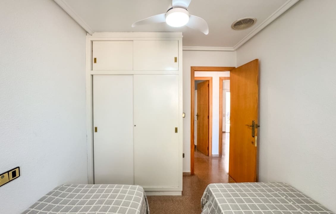 3 makuuhuone Huoneisto lomavuokrausta paikassa Santa Pola mukana uima-altaan - 750 € (Ref: 9289351)