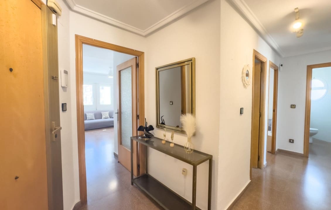 3 makuuhuone Huoneisto lomavuokrausta paikassa Santa Pola mukana uima-altaan - 750 € (Ref: 9289351)