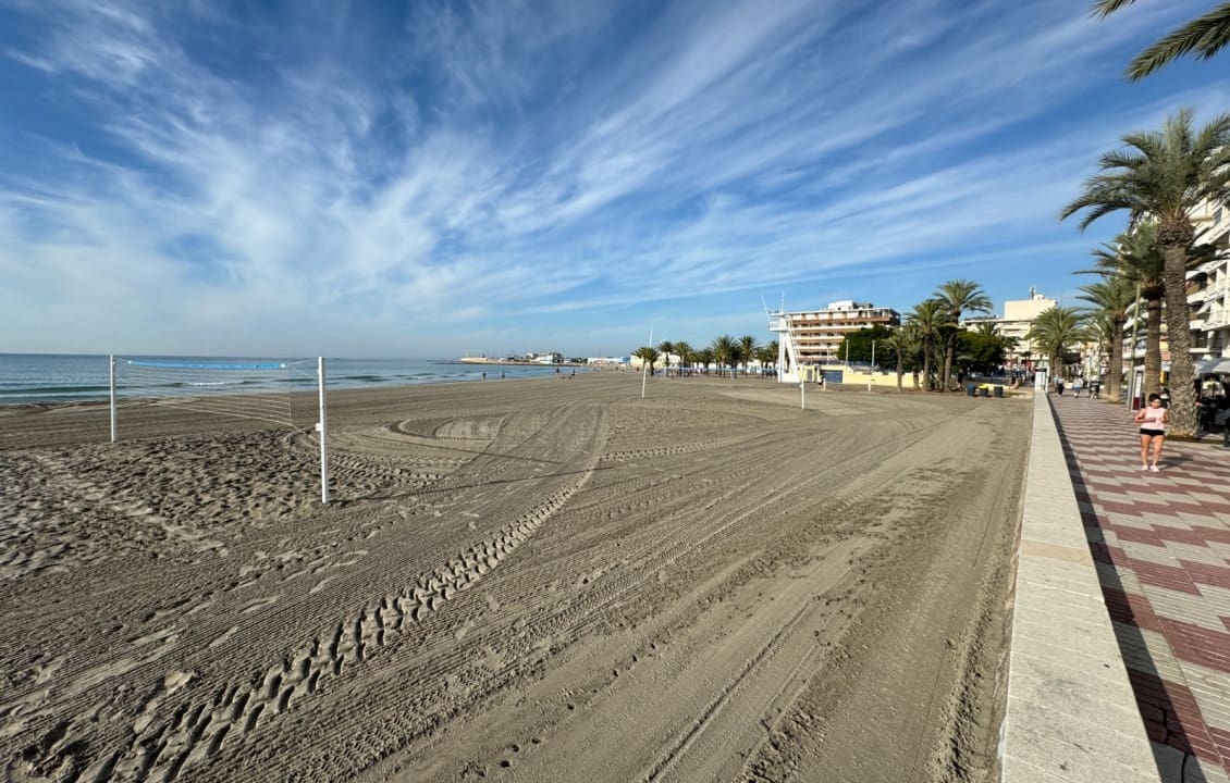 3 makuuhuone Huoneisto lomavuokrausta paikassa Santa Pola mukana uima-altaan - 750 € (Ref: 9289351)