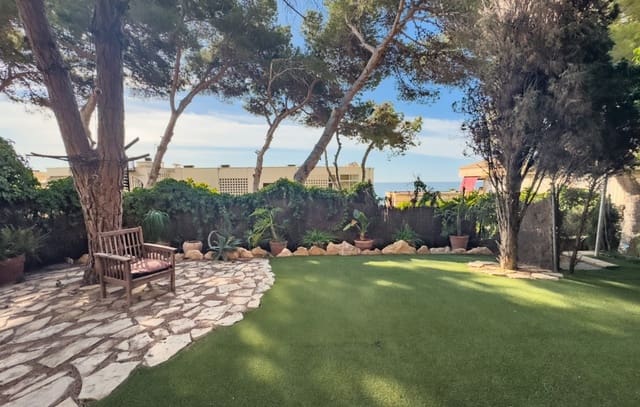 Chalet de 4 habitaciones en Calas Santa Pola Este, Santa Pola en alquiler vacacional - 2.000 € (Ref: 9306429)