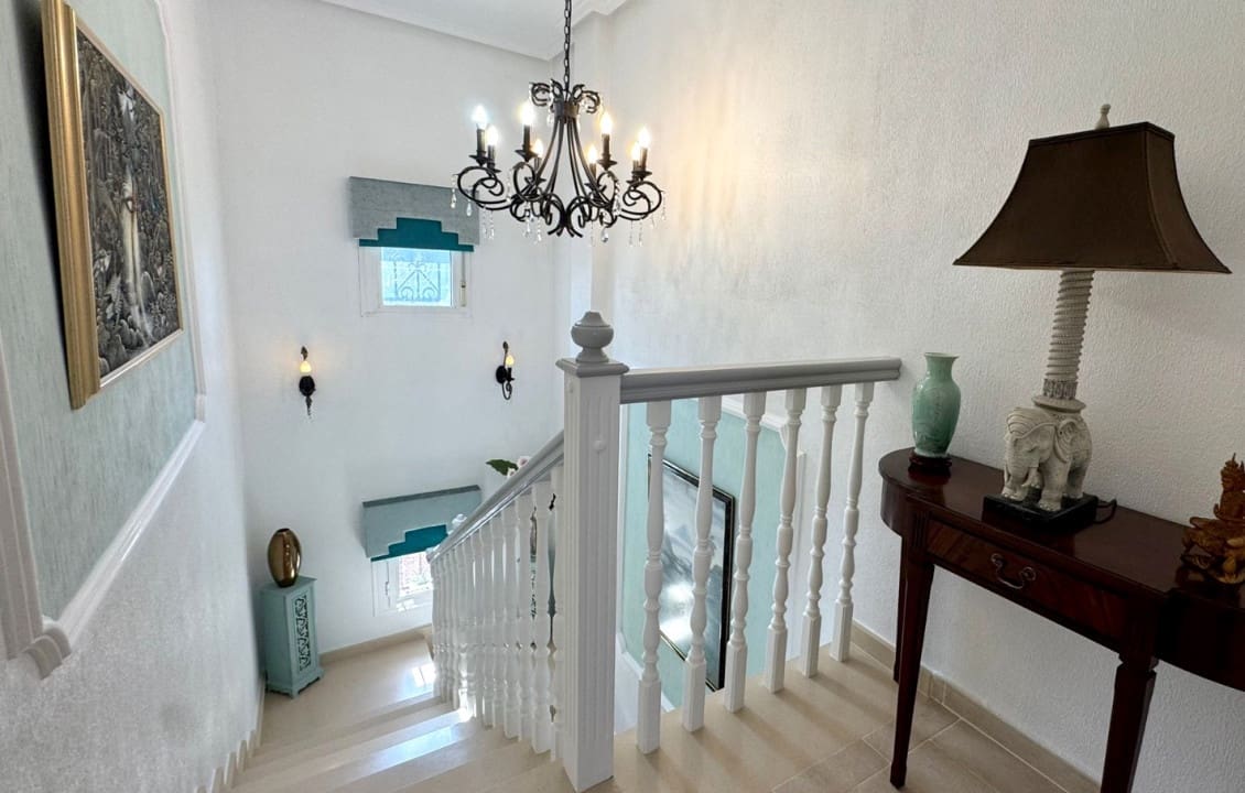 Chalet de 3 habitaciones en Ciudad Quesada en venta con piscina garaje - 599.000 € (Ref: 9319552)