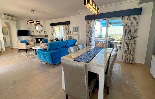 Chalet de 3 habitaciones en Ciudad Quesada, Rojales en venta con piscina garaje - 599.000 € (Ref: 9319552)