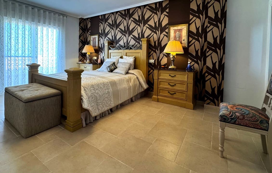 Chalet de 3 habitaciones en Ciudad Quesada en venta con piscina garaje - 599.000 € (Ref: 9319552)