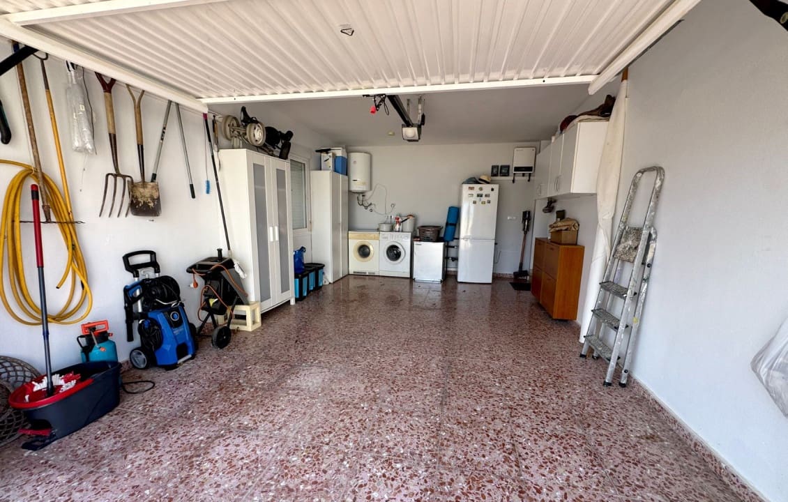 Chalet de 3 habitaciones en Ciudad Quesada en venta con piscina garaje - 599.000 € (Ref: 9319552)