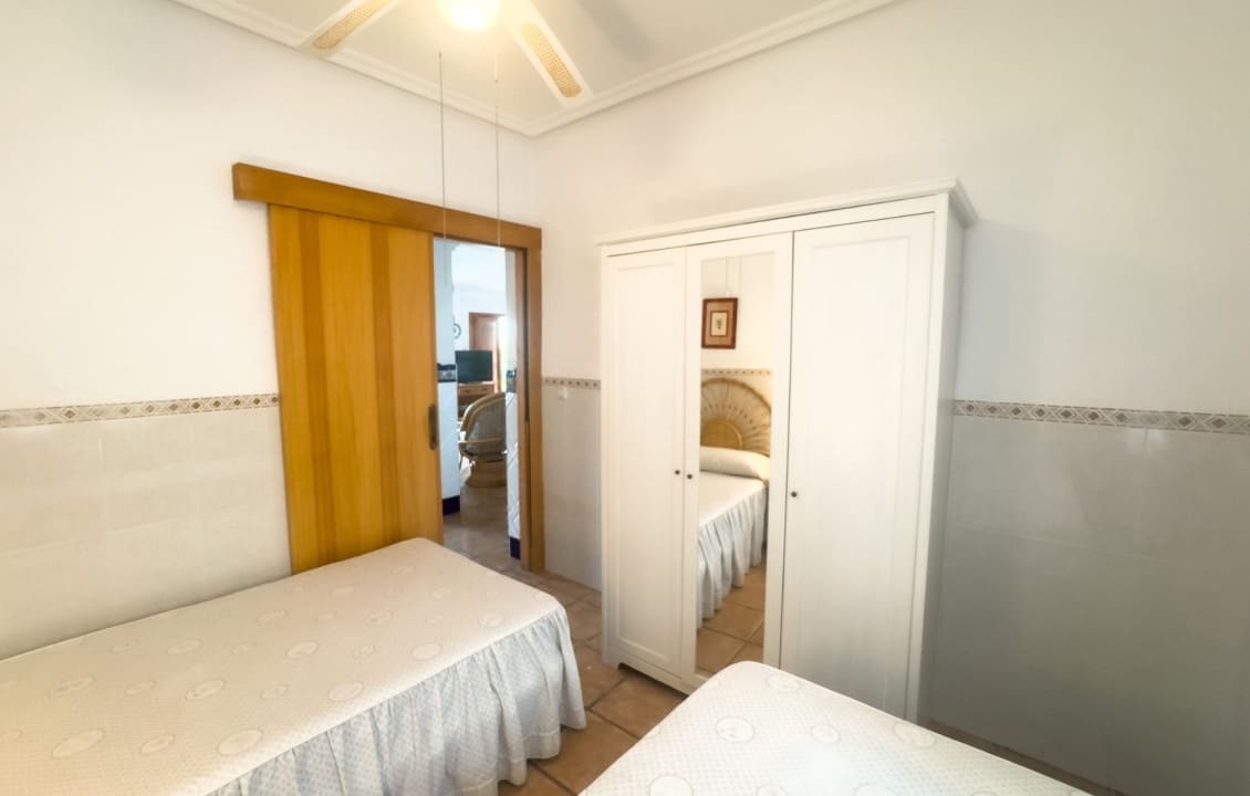 4 bedroom Apartment for holiday rental in Santa Pola - € 800 (Ref: 9330927)