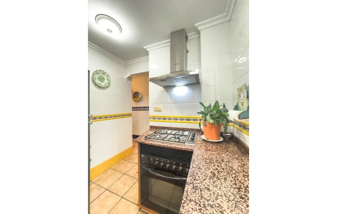 4 bedroom Apartment for holiday rental in Santa Pola - € 800 (Ref: 9330927)