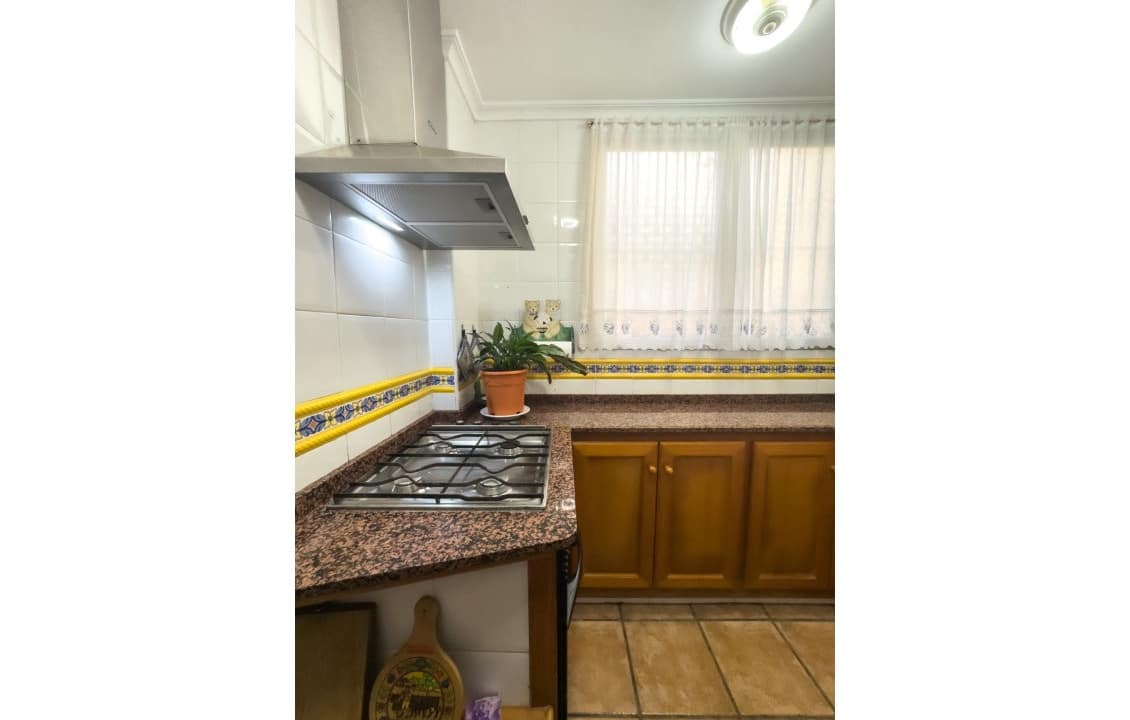 4 bedroom Apartment for holiday rental in Santa Pola - € 800 (Ref: 9330927)