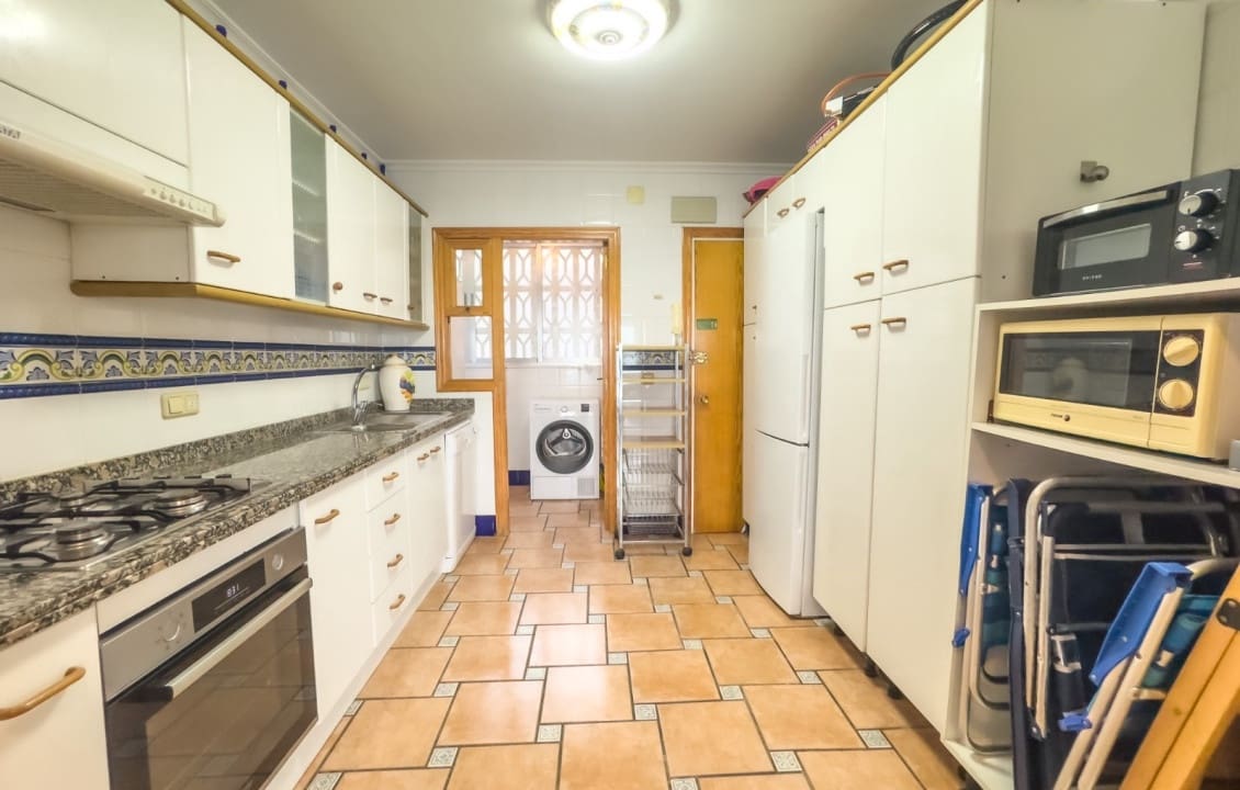 4 bedroom Apartment for holiday rental in Santa Pola - € 800 (Ref: 9330927)