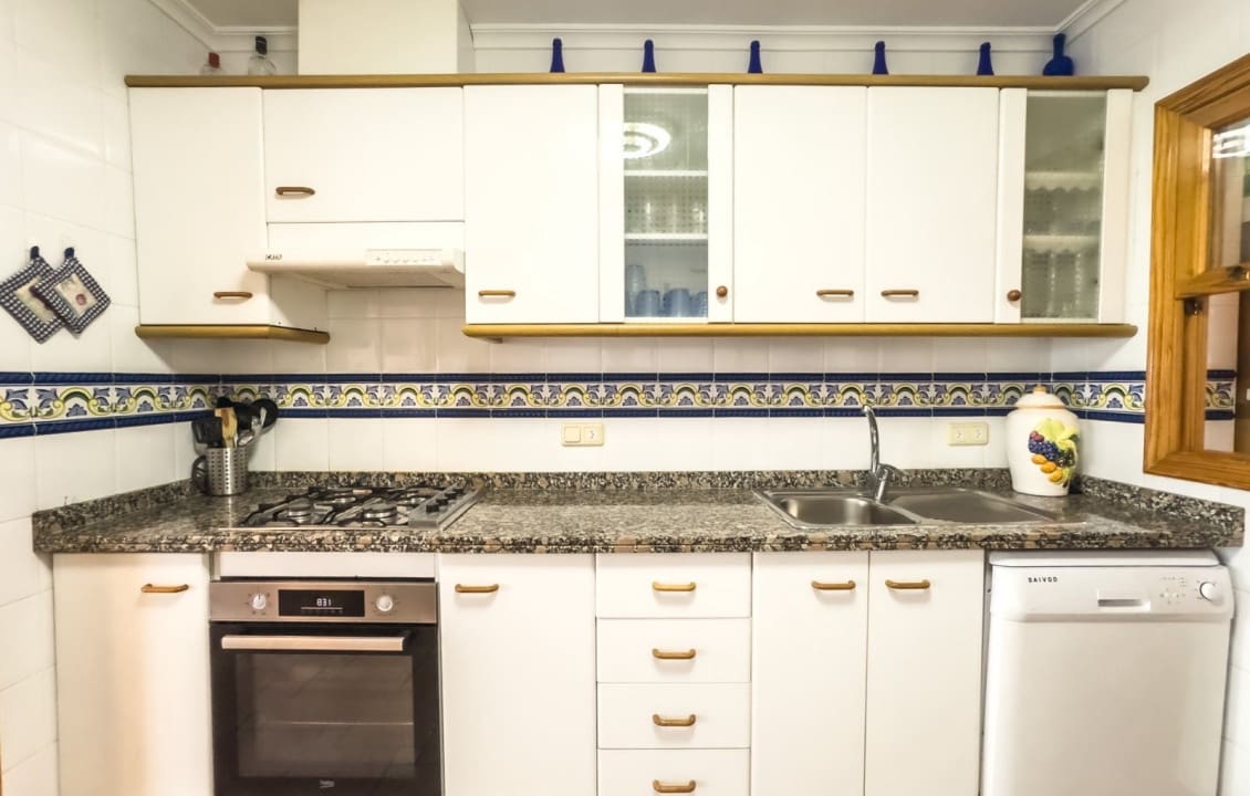 4 bedroom Apartment for holiday rental in Santa Pola - € 800 (Ref: 9330927)