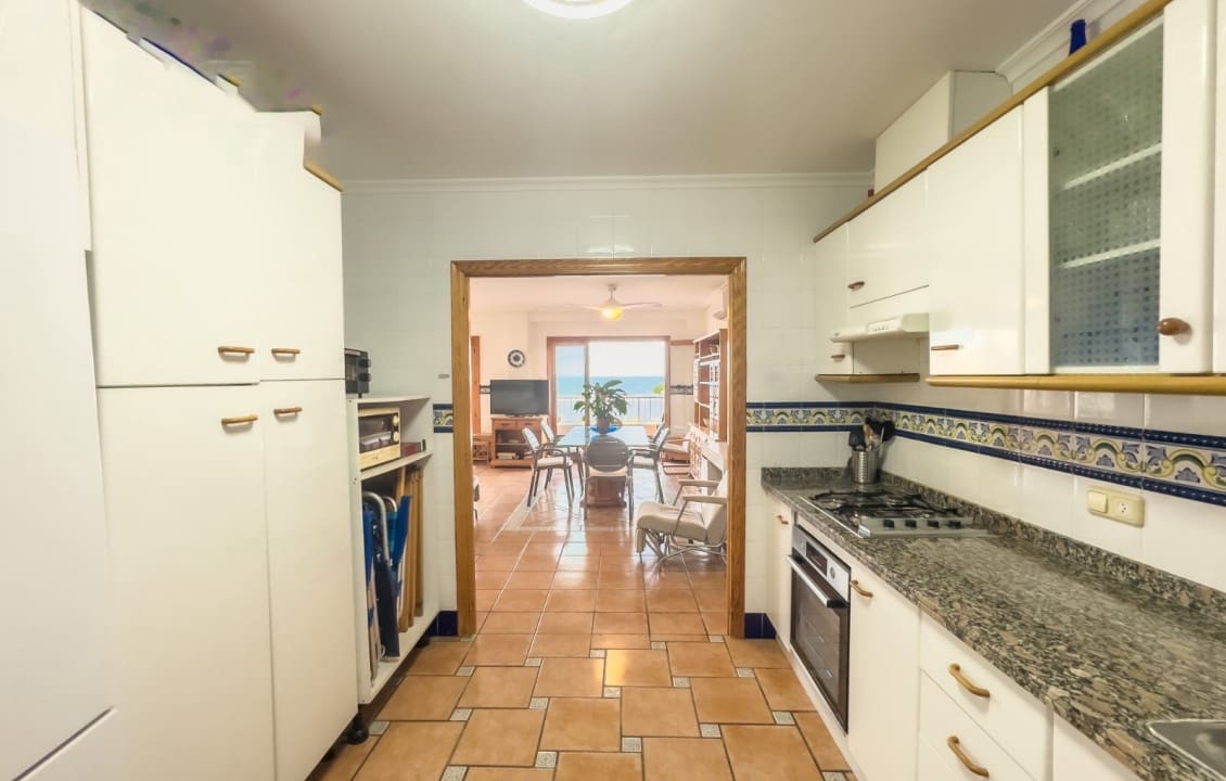 4 bedroom Apartment for holiday rental in Santa Pola - € 800 (Ref: 9330927)