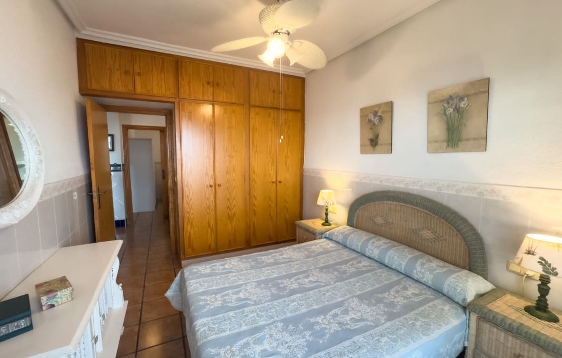4 bedroom Apartment for holiday rental in Santa Pola - € 800 (Ref: 9330927)
